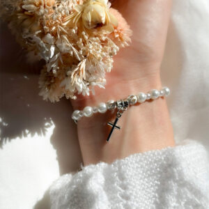 Bracelet Calice Grains Imitation Perles + Croix Blanc